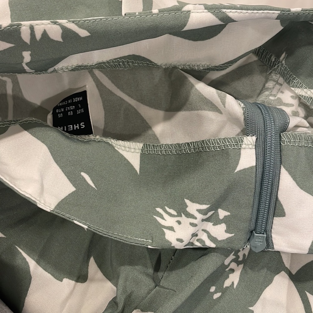 SHEIN Green & White Floral Strapless Jumpsuit - Picture 10 of 12